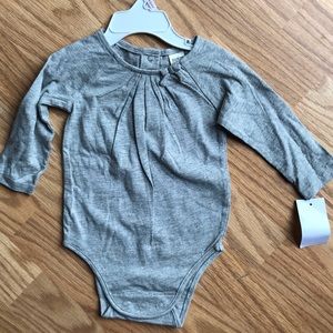 Oshkosh onesie top bow and shimmer gray sparkle